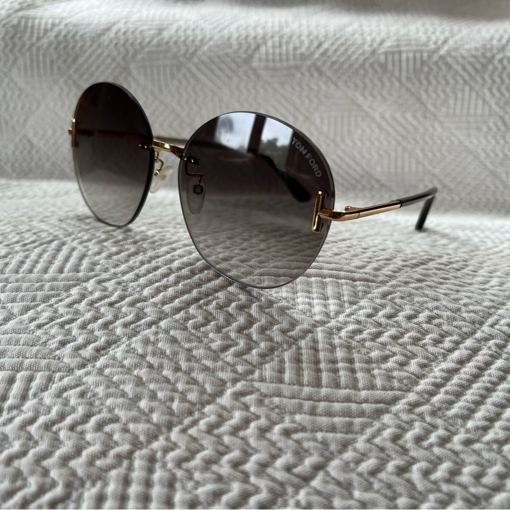 Tom Ford oversized sunnies